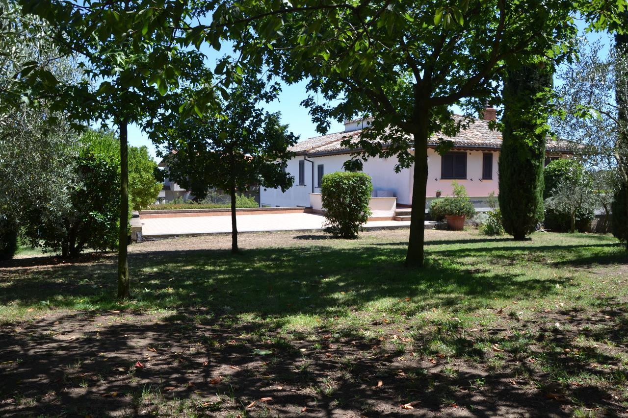 Alloggio Turistico La Balocca Montefiascone Bagian luar foto